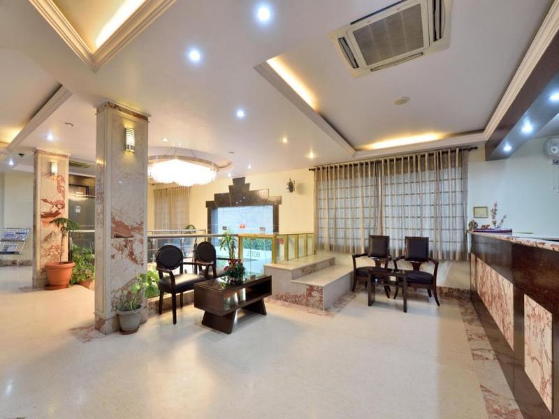 Fabhotel Marble Arch Karol Bagh Delhi  Exterior photo